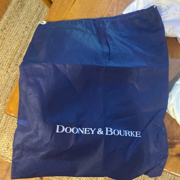 Dooney Bourke - Picture 10 of 10